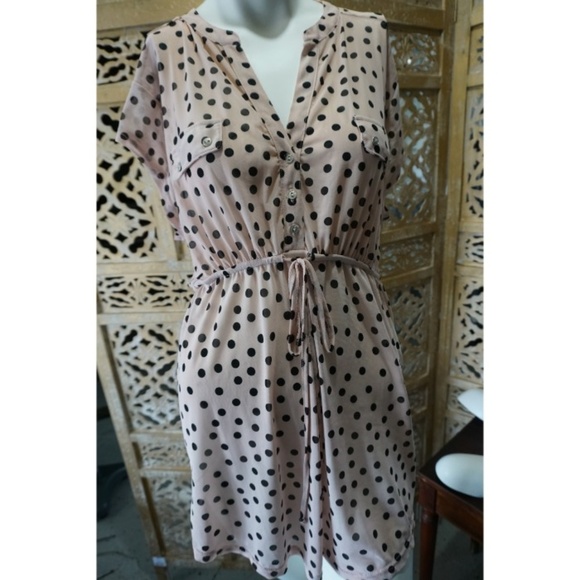 siren lily Tops - Like New! Tie front polka dot maternity top